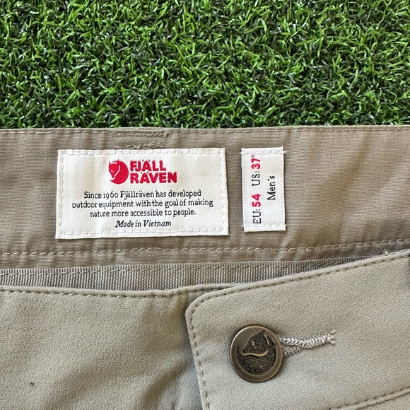 Men’s Fjallraven Abisko Shorts Mens US 37 EU 54 light olive green NWT - Picture 2 of 4